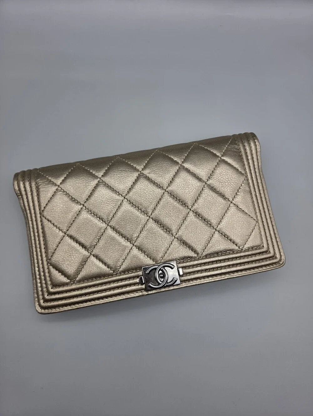 💛CHANEL Yen Gold Leather Wallet/Clutch💛